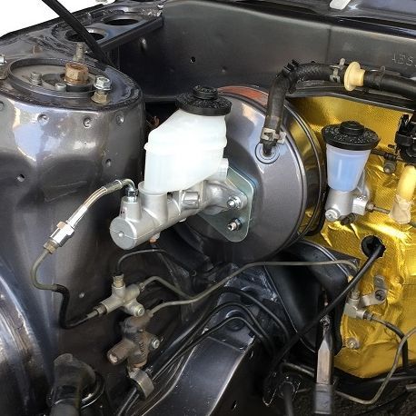 トヨタ TOYOTA 純正 ♥ カローラレビン トレノ AE111 ブレーキ マスター シリンダー AE86 TE27 KP61 流用 パーツ エンジン タイヤ バンパー 検索 マフラー