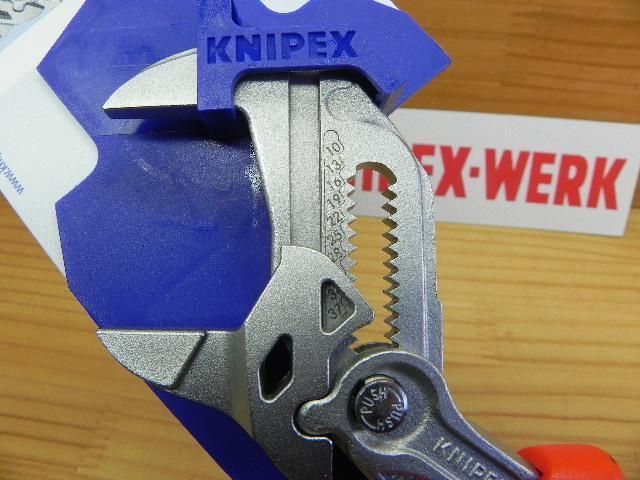 クニペックス 中型