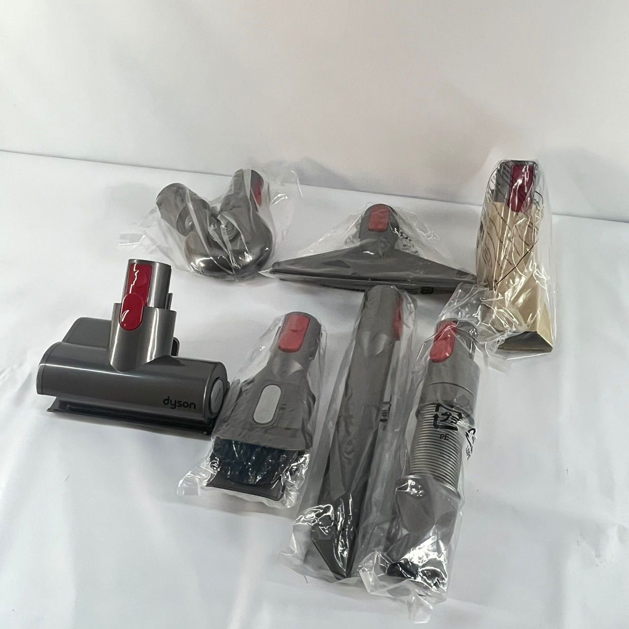 Dyson V10 fluffy アタッチメントセット 61xscwqp5kL._AC_UL210_SR210,