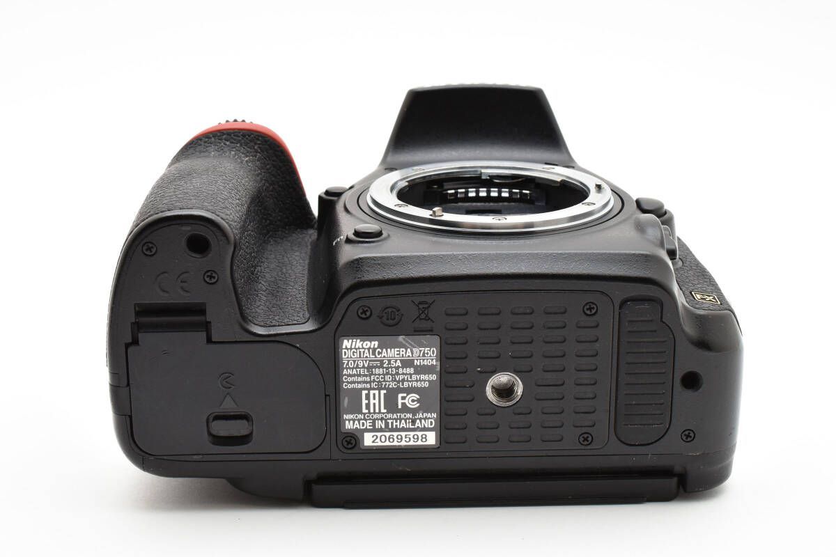 ☆極上品☆Nikon ニコン D750 ボディ デジタル一眼レフカメラ☆ YM8585