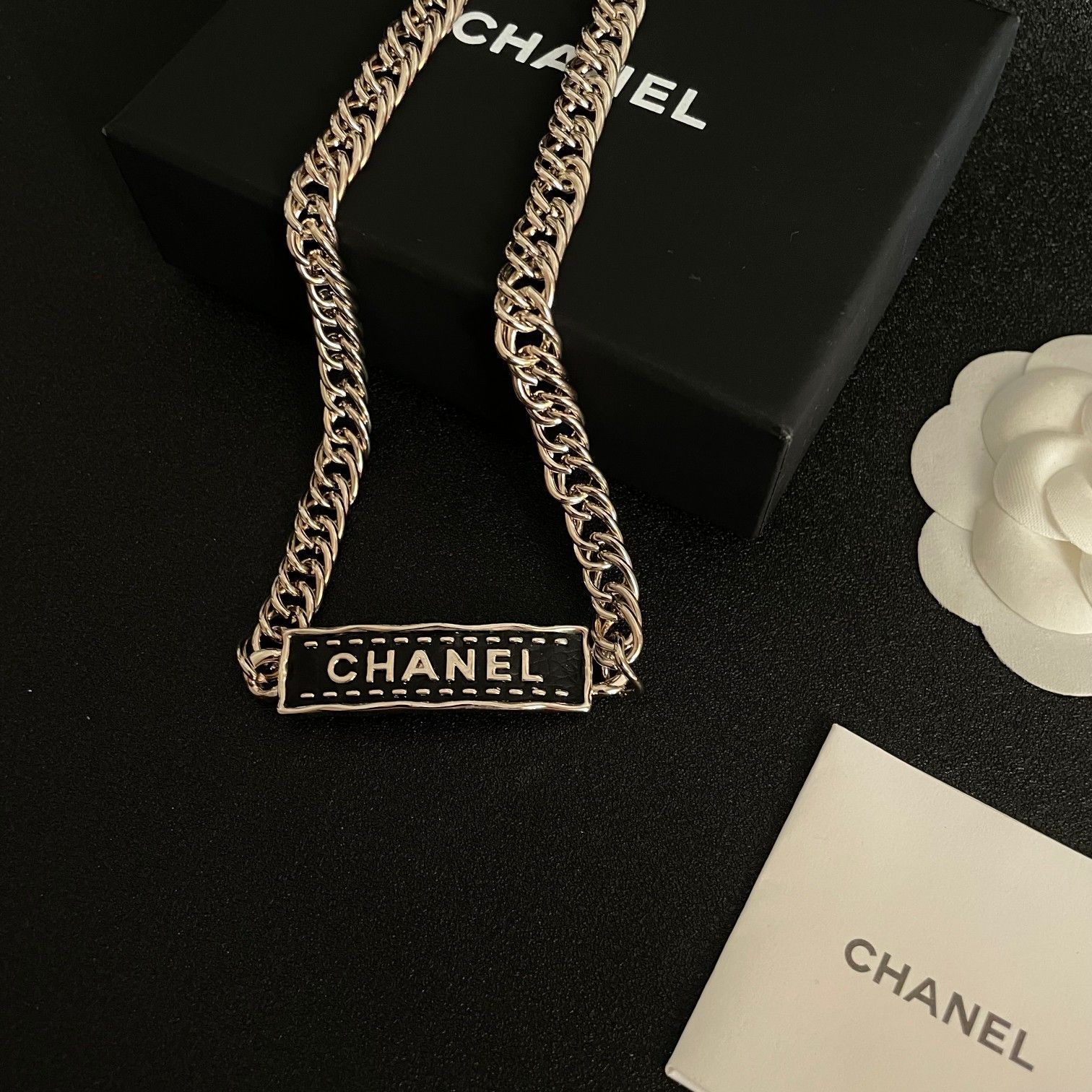 今日特価】CHANEL シャネル 中古 アルファベットネックレス 送料