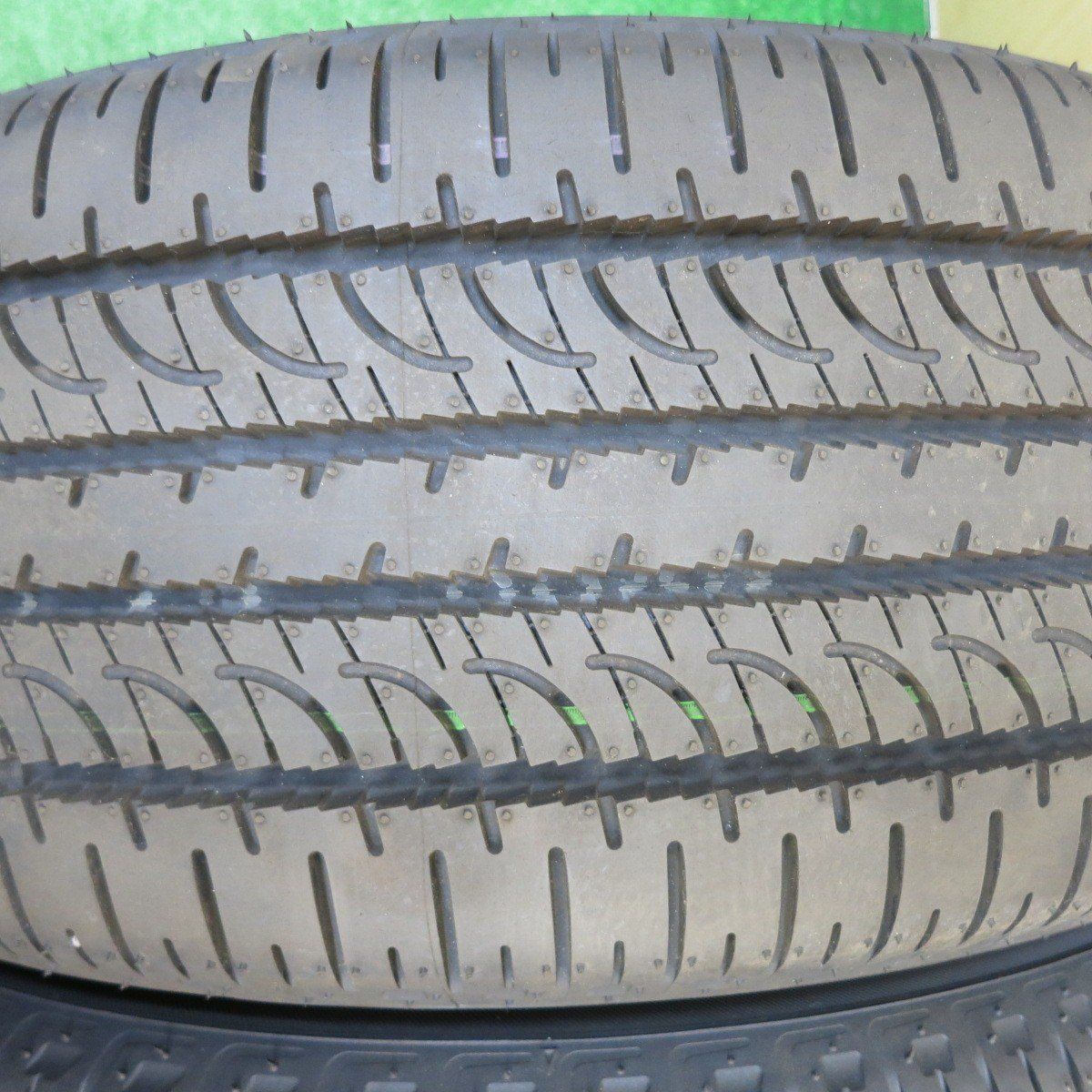 Tシャツ 新車外し 24年 三菱 デリカ D 5 シャモニー 純正 225 55R18 ヨコハマ ジオランダー SUV G055 G055E 18インチ PCD114.3 5H 5040505TNノ