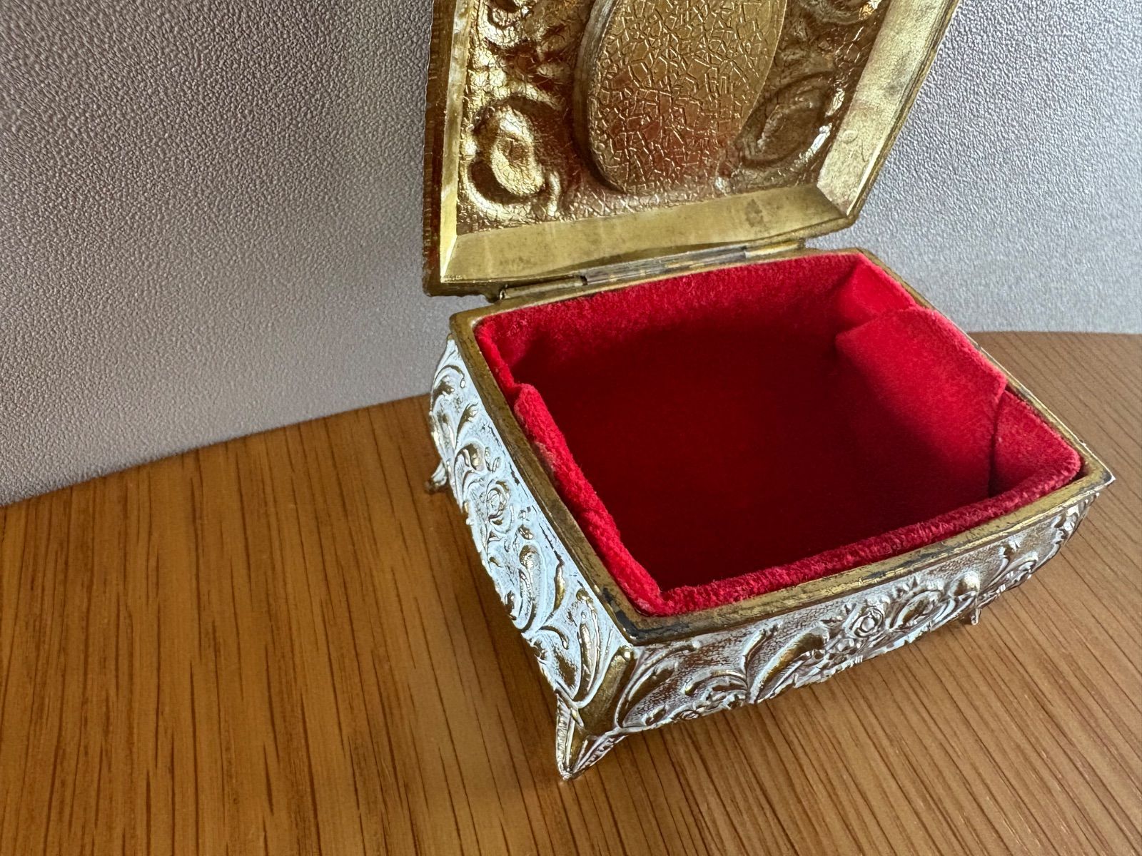 国産のシャビーな