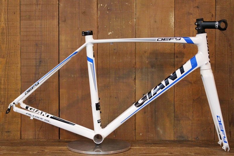 GIANT ロードバイクアルミフレーム DEFY 2011年式 Sサイズ GIANT