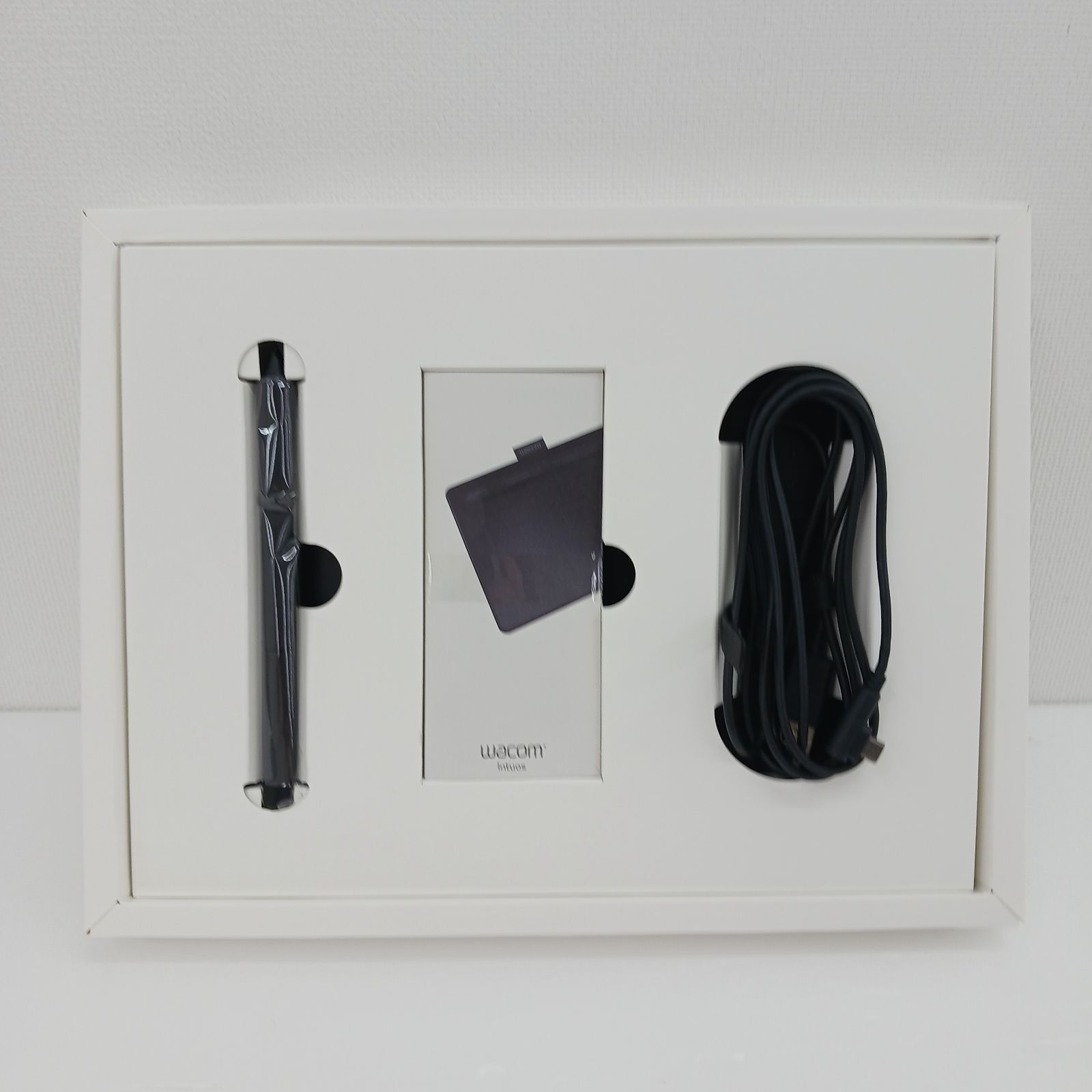 高性能8GB上位モデル☆第8世代☆防水☆ARROWSQ5 09お絵描きタブレット