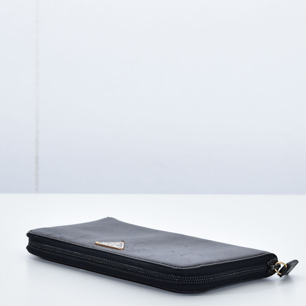 中古USED PRADA 財布 サフィアーノ ブラック 2250002472512 中古USED PRADA 財布 サフィアーノ ブラック 2250002472512