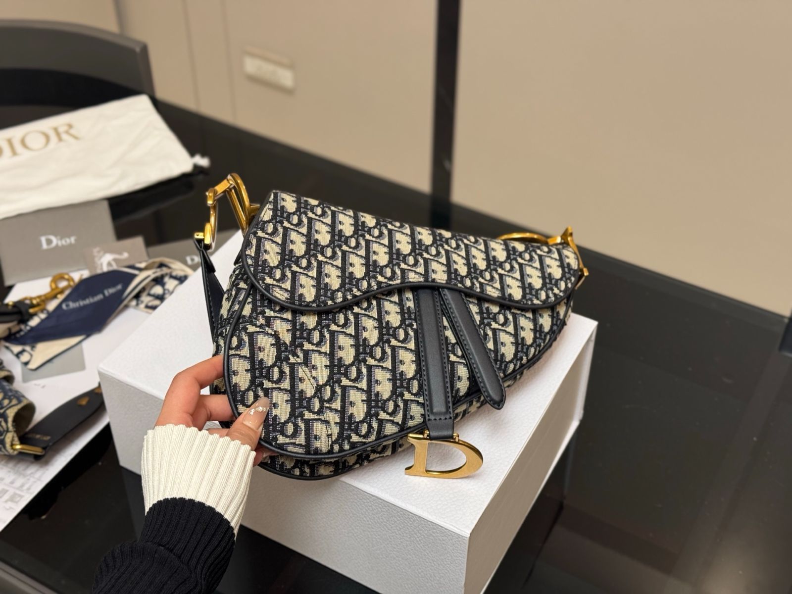 国内発送/Dior/サドル バッグ 今日特価】Dior オールドフラワー サドルバッグ （大サイズ）-MM