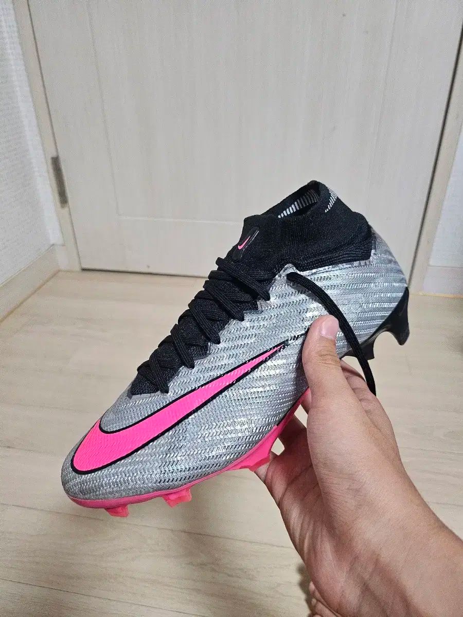アスリート向け NIKE ナイキ マーキュリアル スーパーフライ 9 エリート FG 250