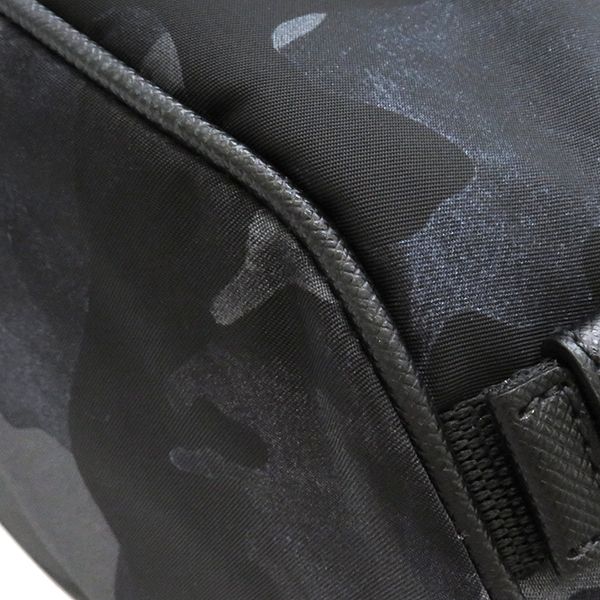 美品】プラダ メッセンジャーバッグ レザー×ナイロン 迷彩 黒系 VA0994