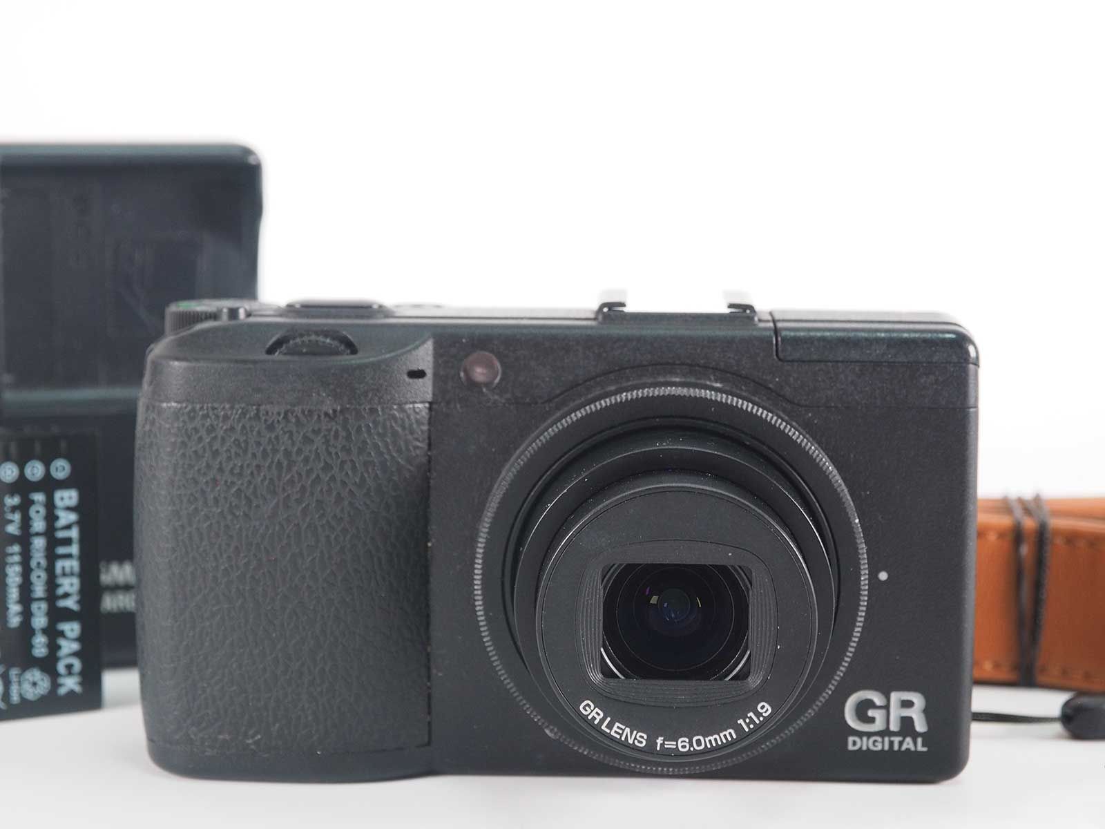 リコー Ricoh GR Digital III 3 10.0MP Black Compact Camera