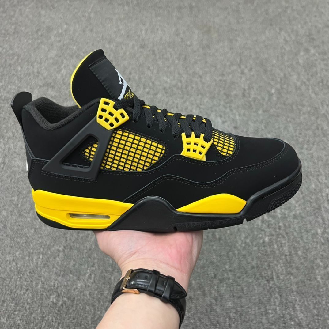 NIKE AIR JORDANナイキ エアジョーダン4 レトロ サンダー28cm 2025年最新】air jordan 4 thunderの人気アイテム - メルカリ