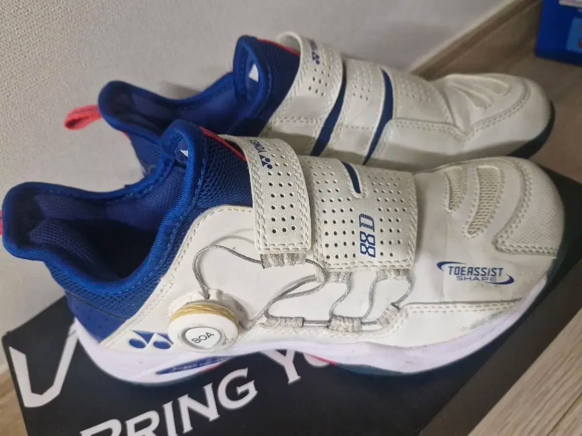 YONEX ヨネックス バドミントンシューズ