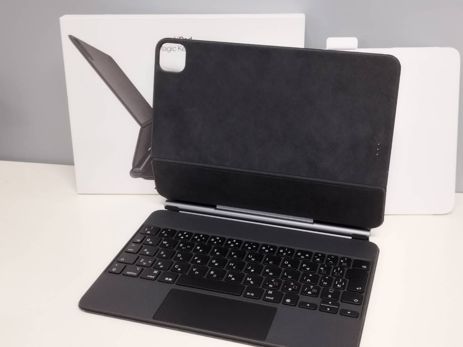iPad Magic Keyboard/11インチ/A2261/日本語配列〈MXQT2J/A