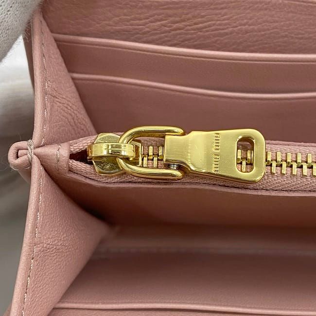 miu miu 長財布 マテラッセ L字ラウンドファスナー ピンク ミュウ