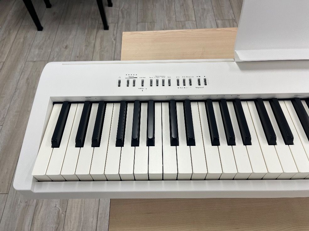 ★69217【電子ピアノ】ROLAND　FP30XWH　22年製 ☆69217【電子ピアノ】ROLAND FP30XWH 22年製 | リユース専門店