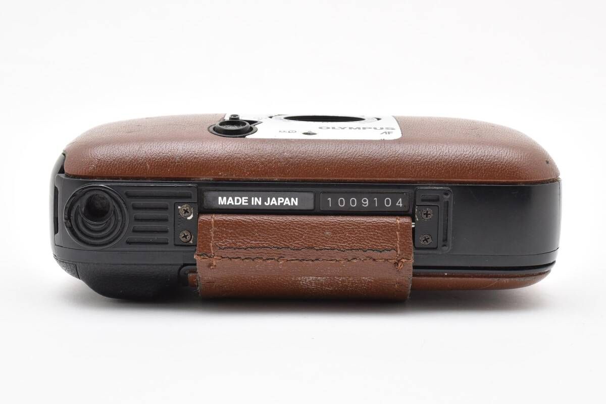 コンパクトフィルムカメラ 551