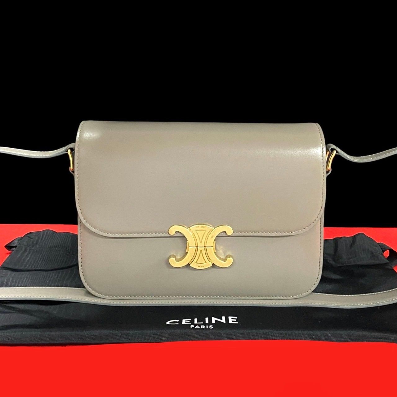 未使用保管品 袋付き CELINE セリーヌ クラシック トリオンフ ロゴ 金具 レザー 本革 ショルダーバッグ ポシェット グレー 55562 -  メルカリ