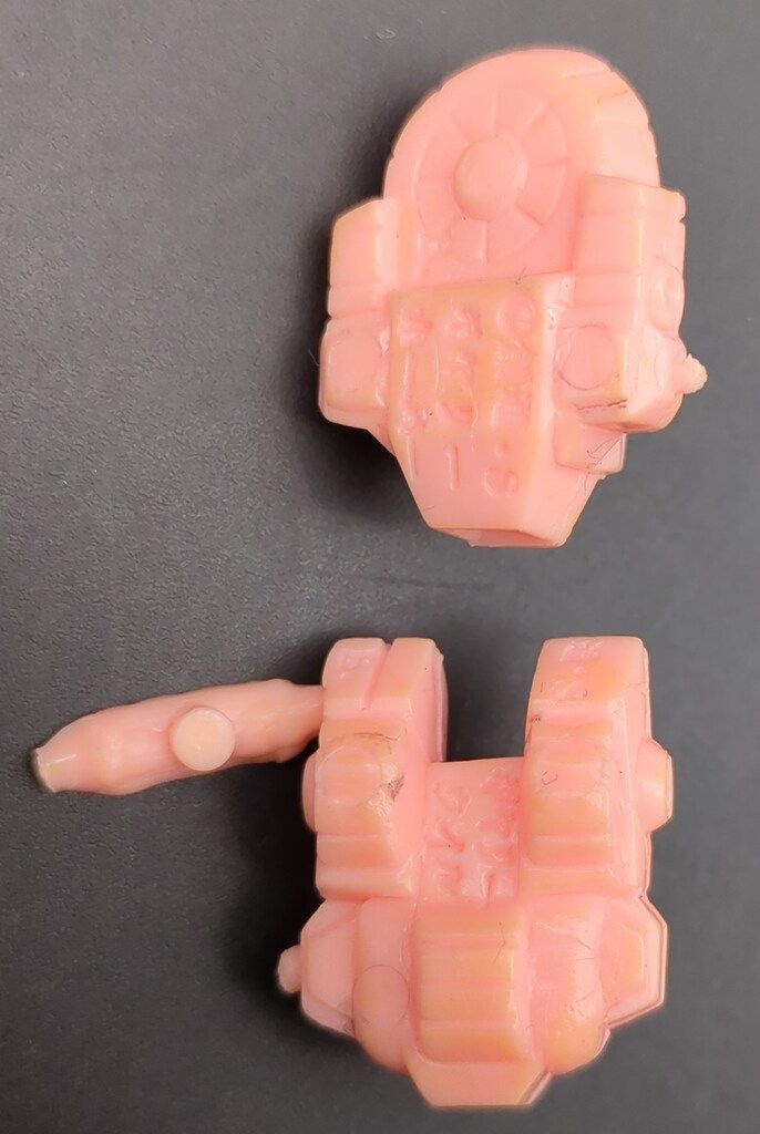 バンダイ