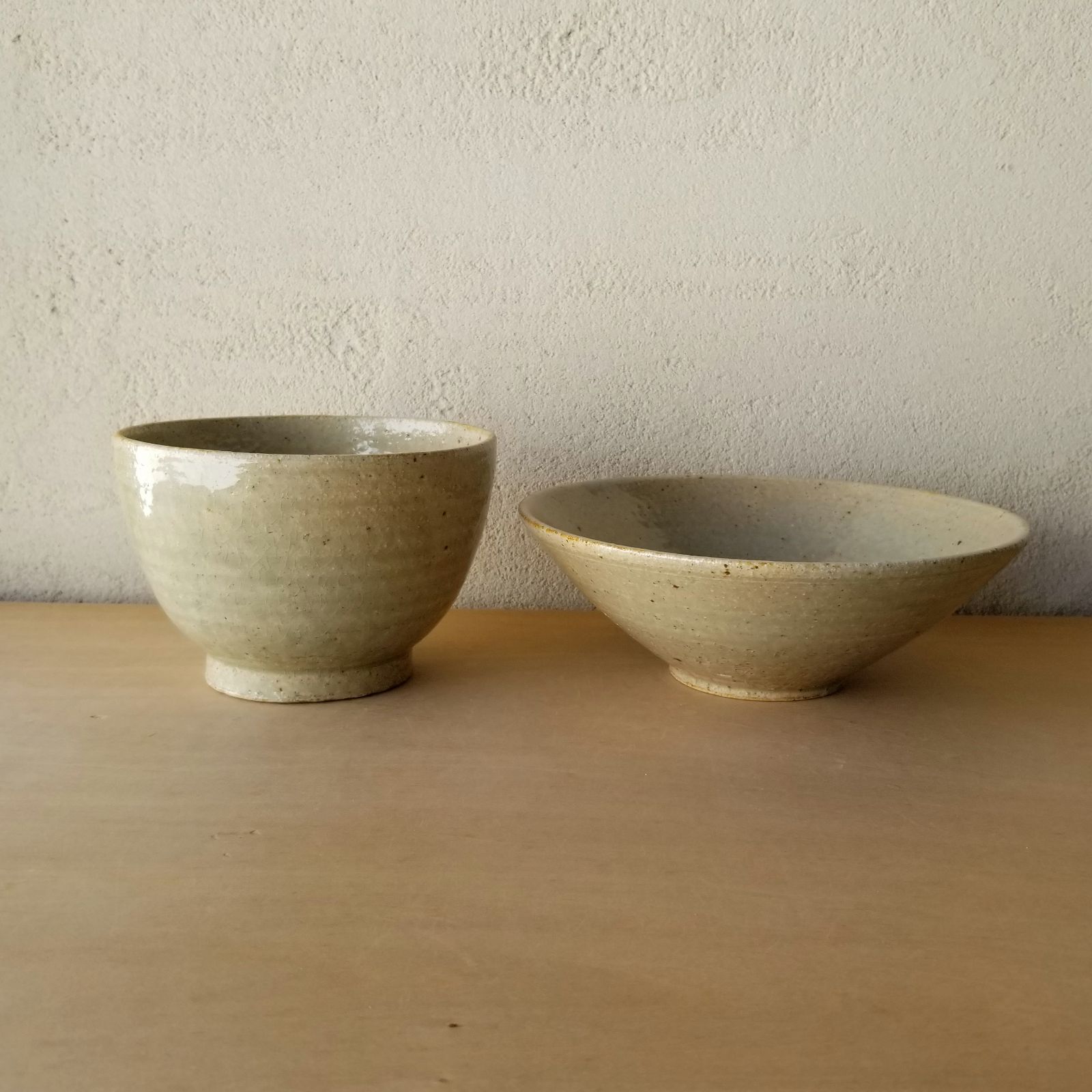 わけあり処分品】碗ニ種（ 瀬戸焼 瀬戸 古瀬戸 鉢 平碗 茶碗 碗