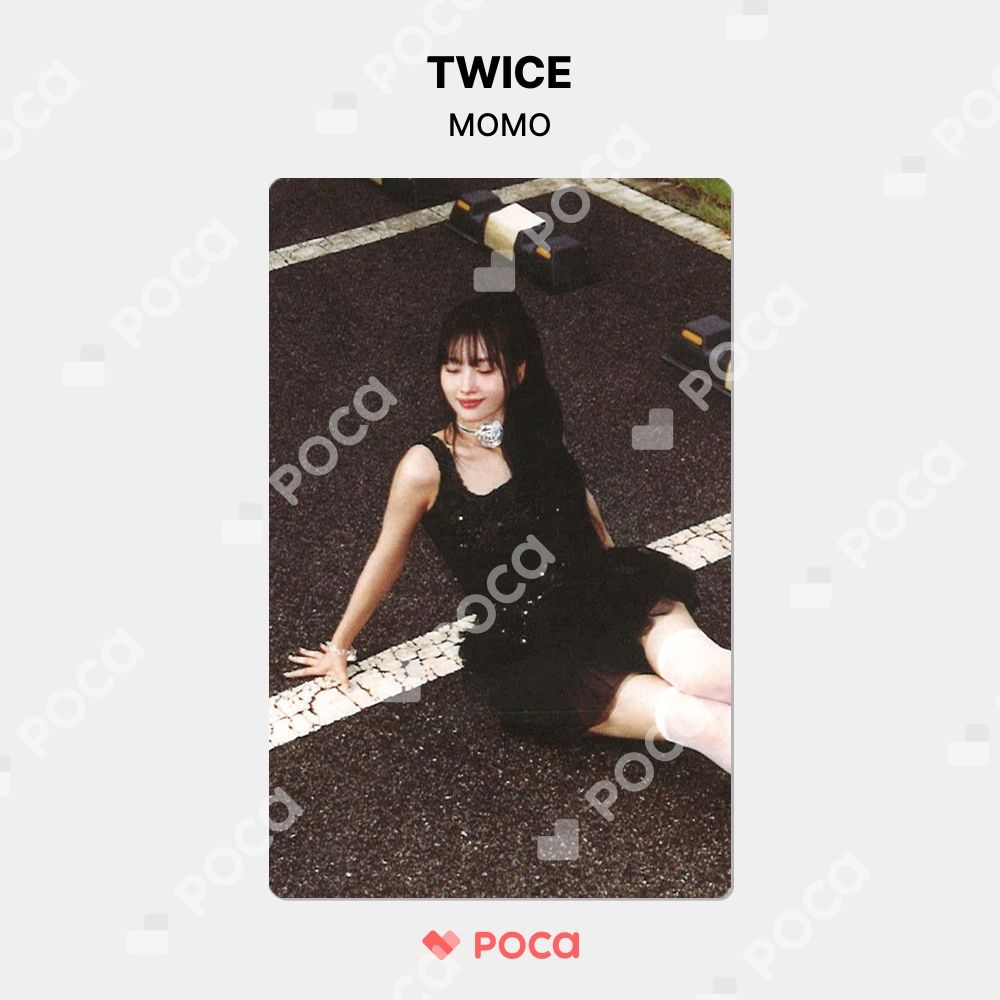 TWICE モモ　トレカ　アメリカ　ターゲット特典　target TWICE モモトレカアメリカターゲット特典target