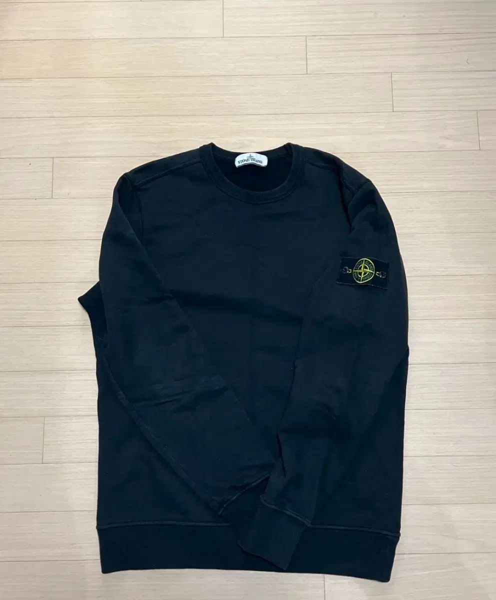 STONE ISLAND ストーンアイランド パーカー L 緊急