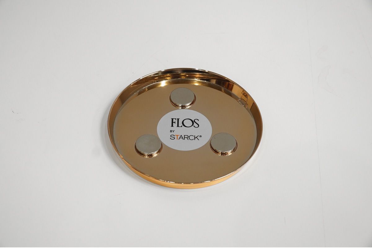 FLOS フロス