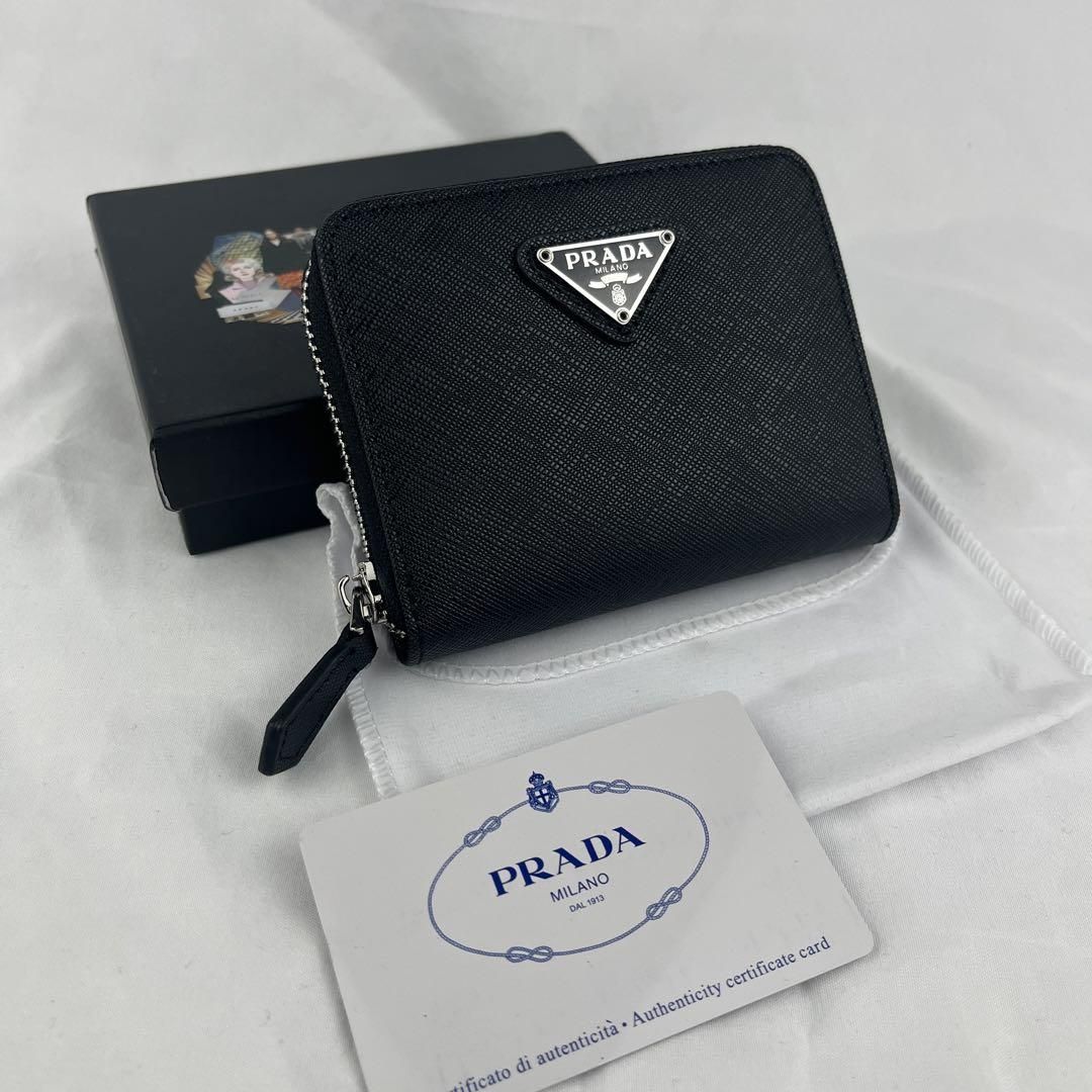 PRADA プラダコインカードケース ノベルティ ポーチ - メルカリ