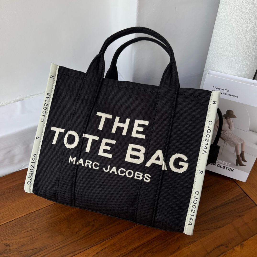 新品未使用MARC JACOBSマークジェイコブス ミニ トートバッグ 「M0017025」