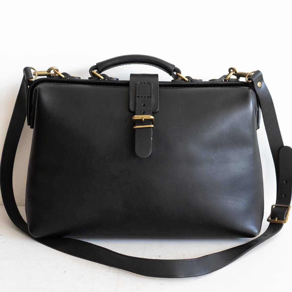 ヘルツ　HERZ ソフトダレスバッグ 盤面に樹脂版を入れた3wayソフトダレスバッグ「革鞄のHERZ