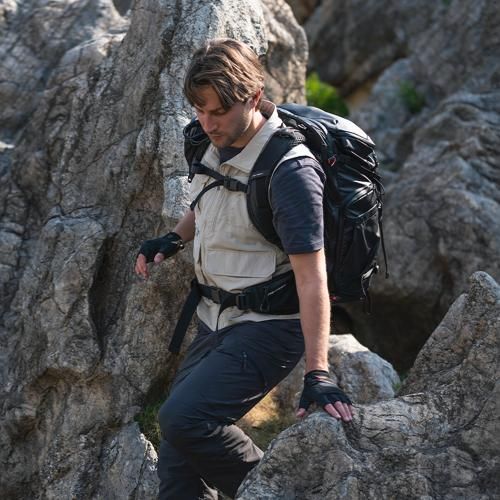  PGYTECH P CB 390 OnePro Flex Backpack 30 L スペースブラック カメラ インサート Mサイズ 納期約１ ５ヶ月 カメラバッグ カメラアクセサリー