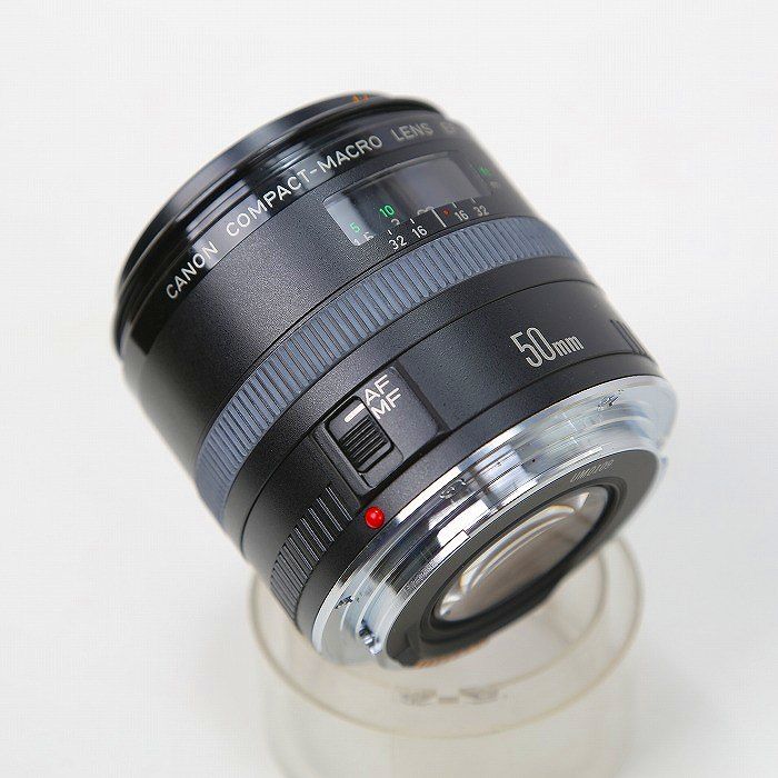 極上 キヤノン Canon COMPACT-MACRO EF 50mm F2.5 前後キャップ&レンズ