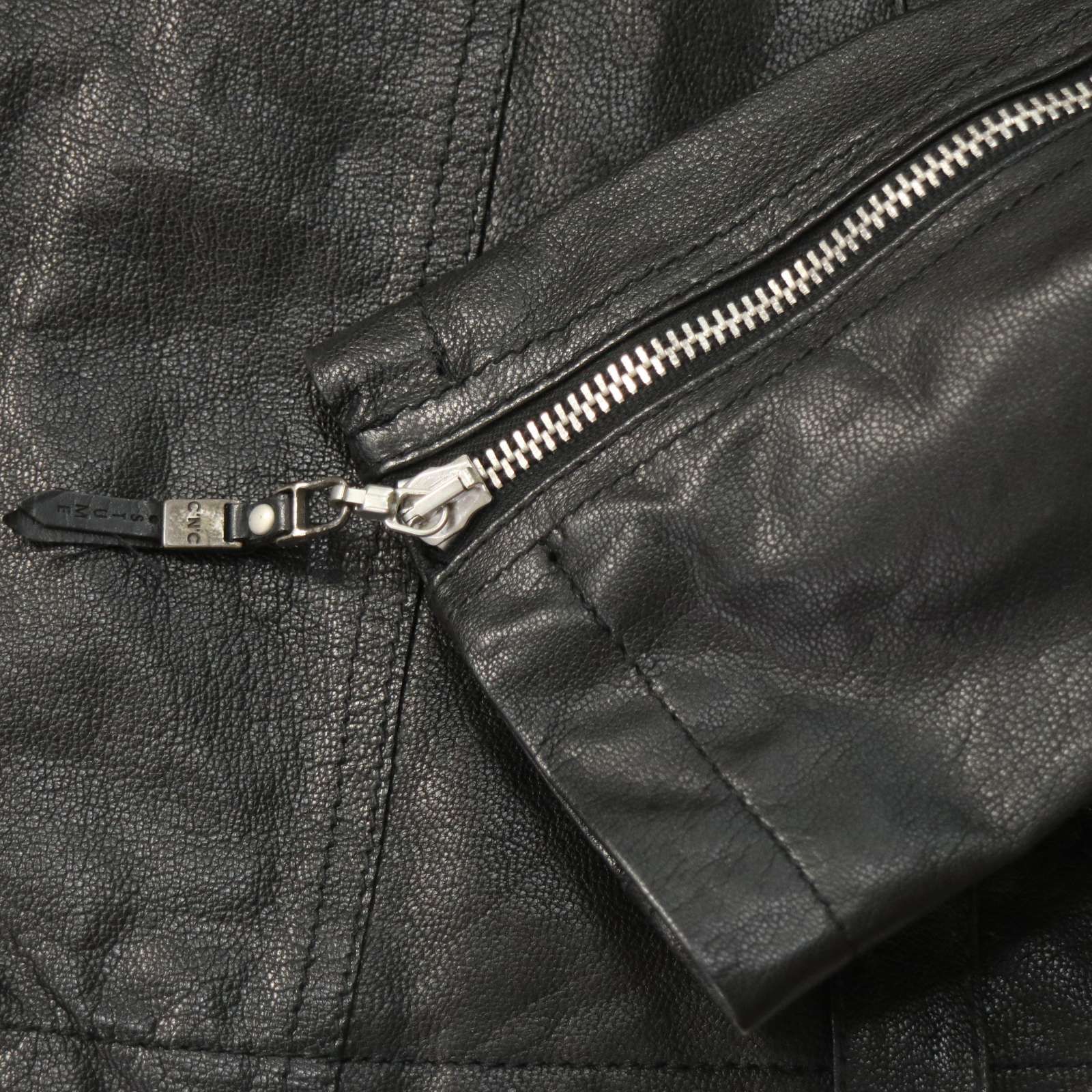 伊製☆ C'N'C CoSTUME NATIONAL コスチュームナショナル オム リアル