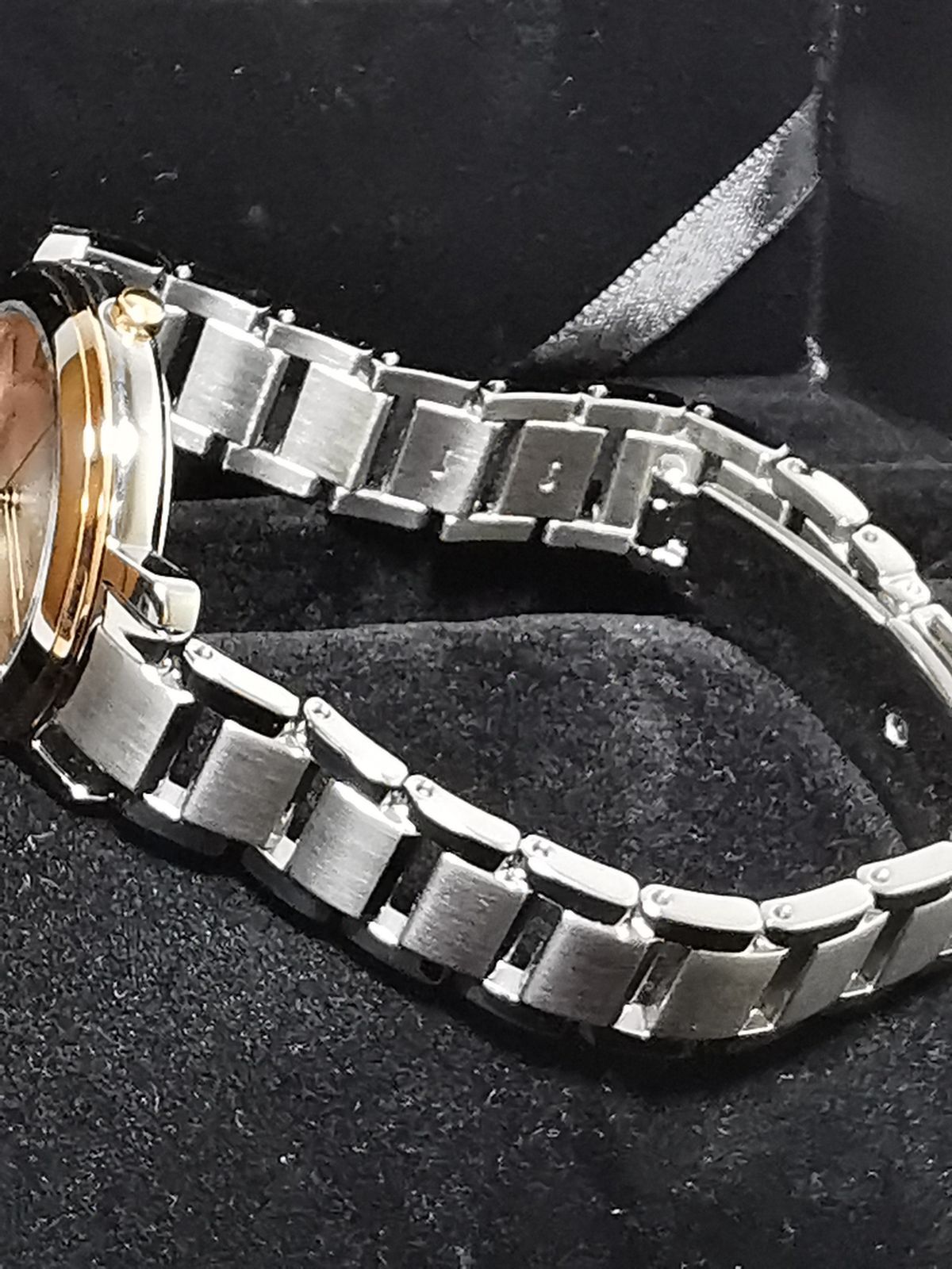 CITIZEN XC　EO1204-51W【エコ・ドライブ】 Citizen xC Pink Dial Stainless Steel Bracelet EO1204-51W