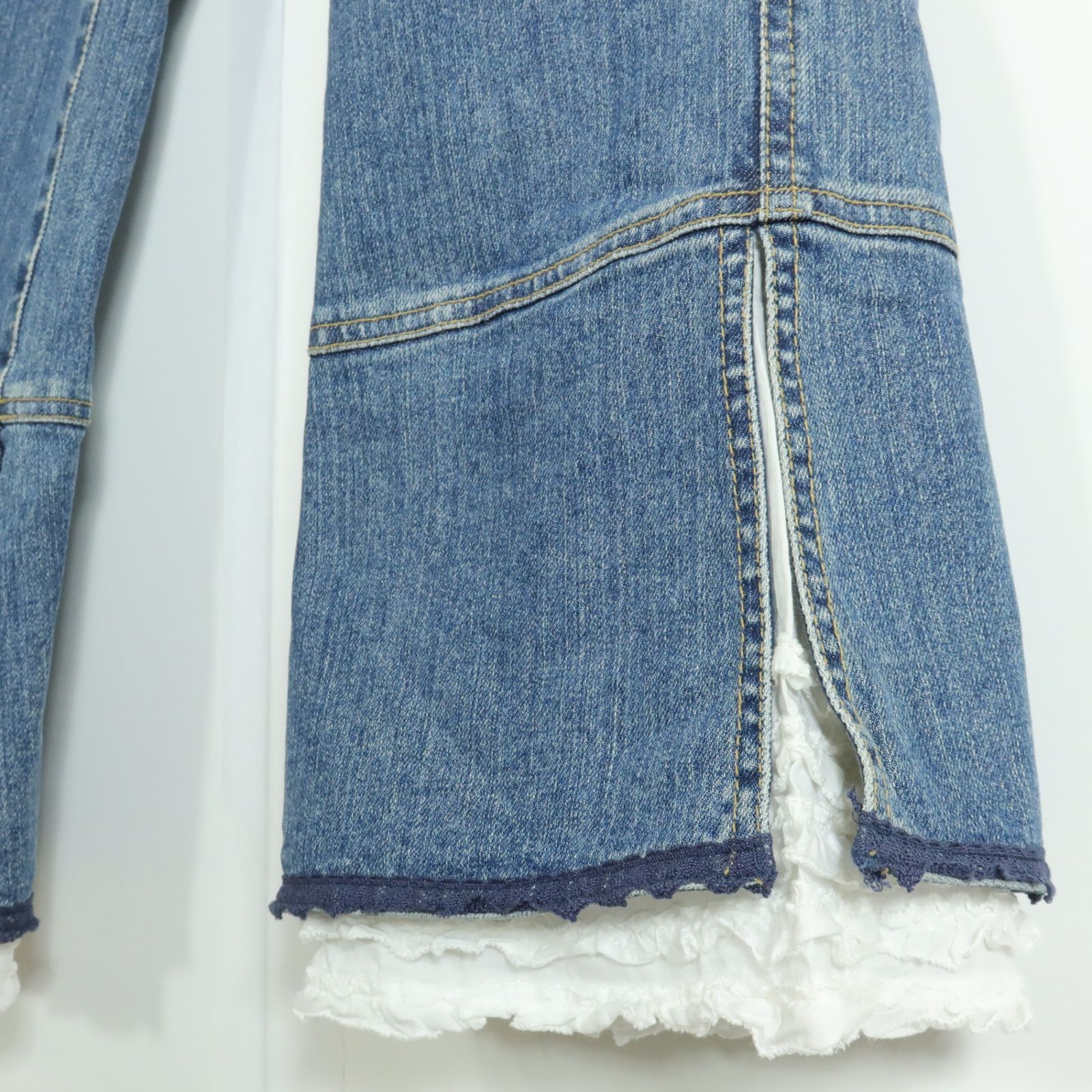 ピンクハウス☆裾段々フリル付き♪ジーンズ クロップドデニムパンツ  