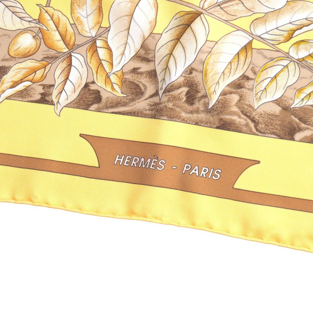 HERMES カレ90 CASSE NOISETTE くるみ割り スカーフ バイセル公式】エルメス カレ 90 CASSE NOISETTE くるみ割り リス柄