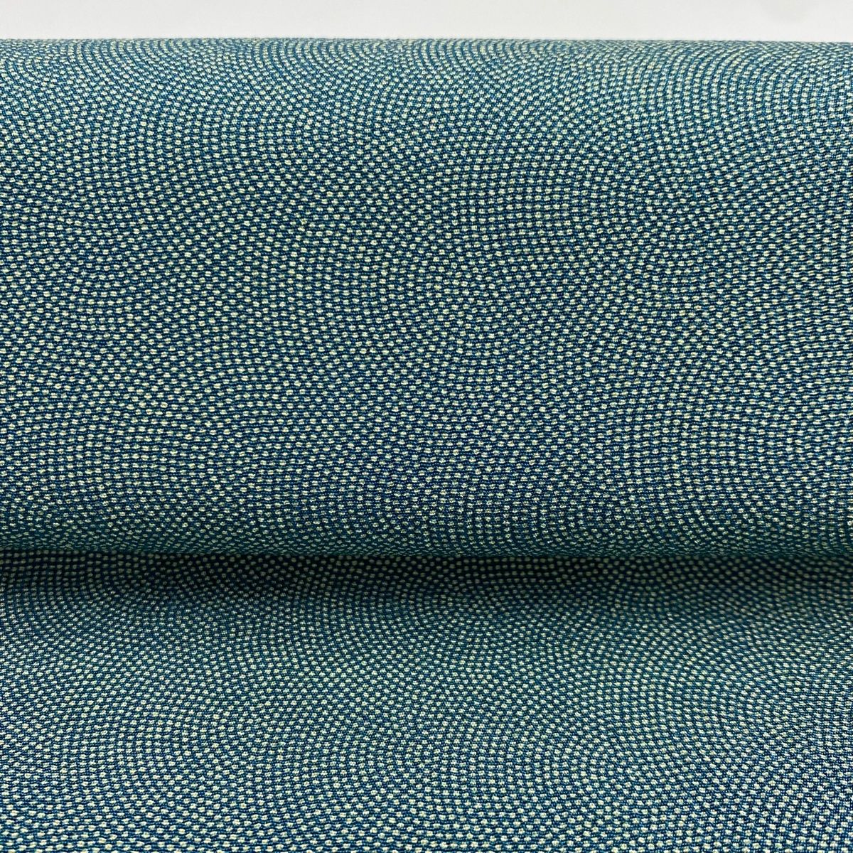 反物 秀品 小紋 鮫 赤 正絹 中古 反物 秀品 江戸小紋 落款 鮫 縮緬