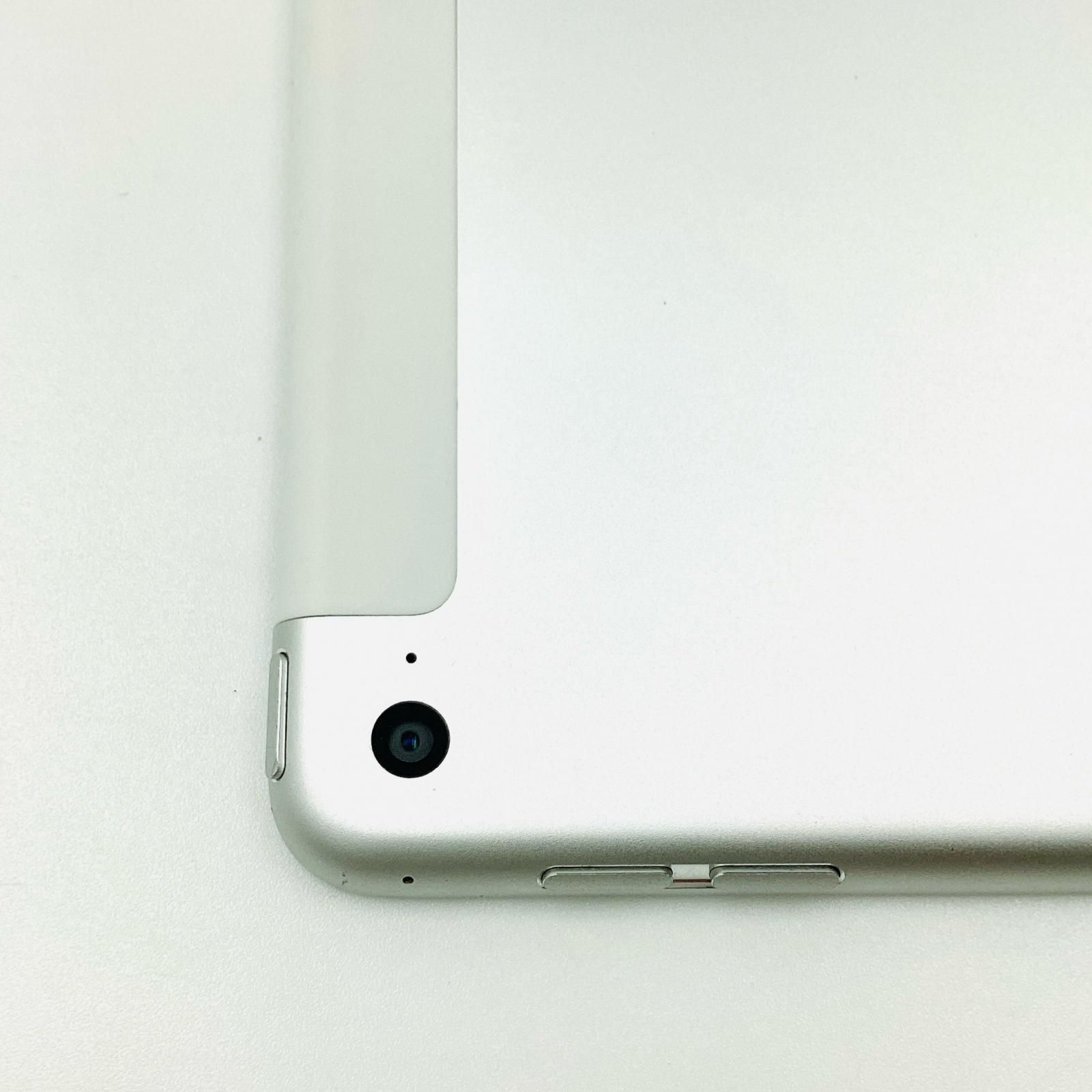 Apple iPad Air 2 64GB シルバー WiFi+Cellular docomo SIM