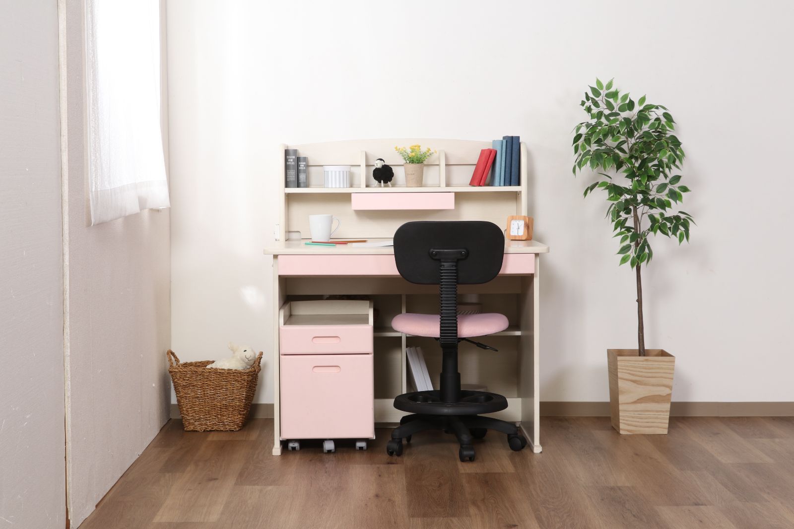 C/D:29925] くみかえデスク ユッカ WH／PK - メルカリ