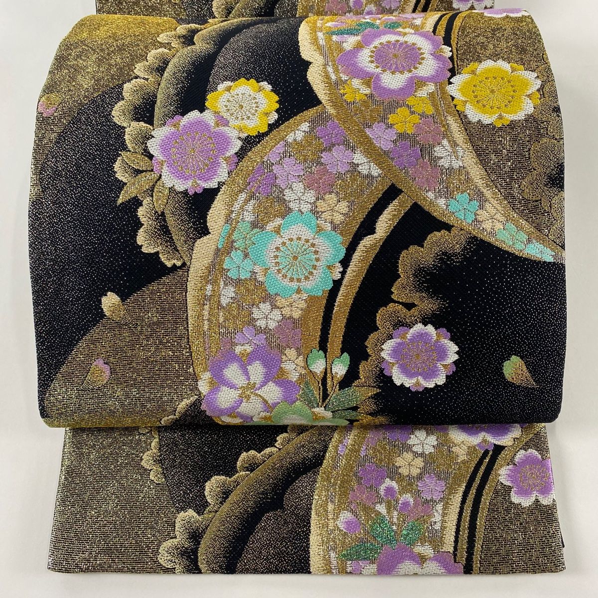 袋帯 美品 秀品 桜 花びら 金糸 箔 黒 六通 正絹 【中古】 - メルカリ