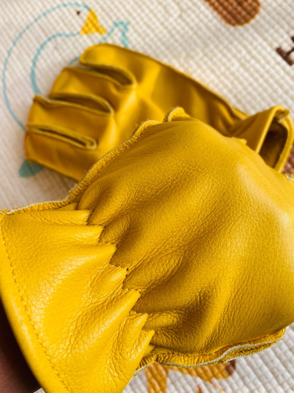 硬式用レザーグローブ イエロー Leather gloves 牛革 イエロー レザーグローブ 手袋 バイク