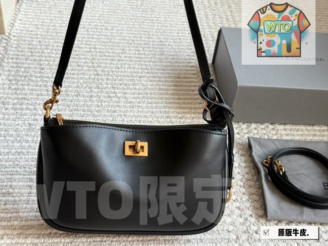 balenciaga アームバッグ 今日WTO】Balenciaga 新横型アンダーアームバッグ（34.16cm