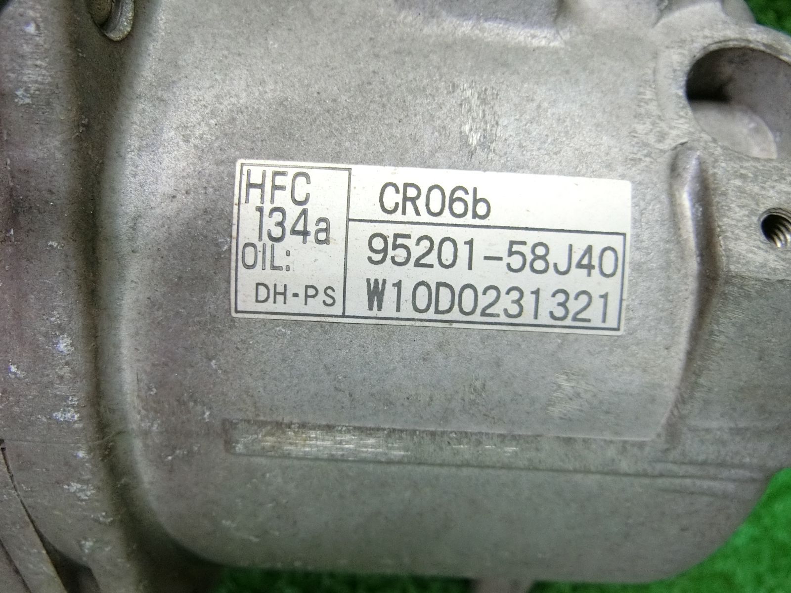95201-58J40