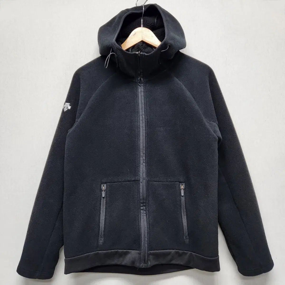 【雷市場（ポンジャン）商品韓国直送】 DESCENTE(デサント) ユニセックス ライト トレーナー ボンディング フリース ジャケット 100 サイズ