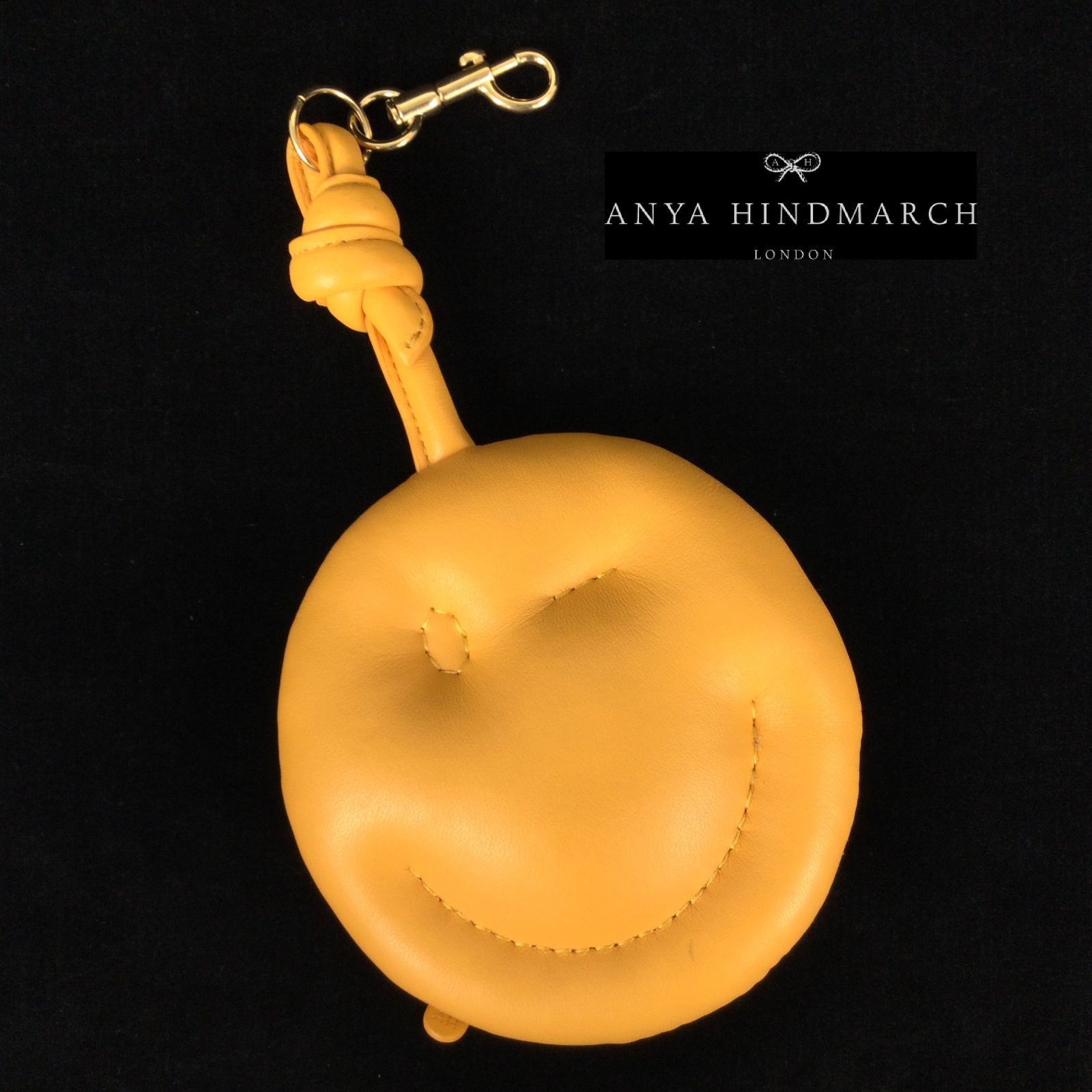1310 ANYA HINDMARCH アニヤ・ハインドマーチ チャーム