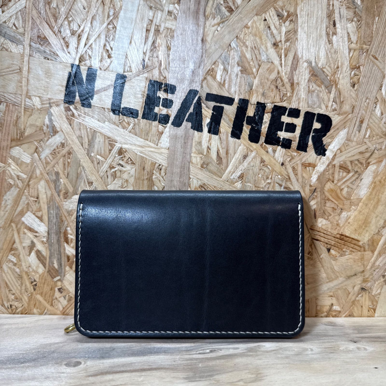 150 カスタム ミドル トラッカーウォレット 姫路レザー オイルヌメ 真鍮 白糸 手縫い