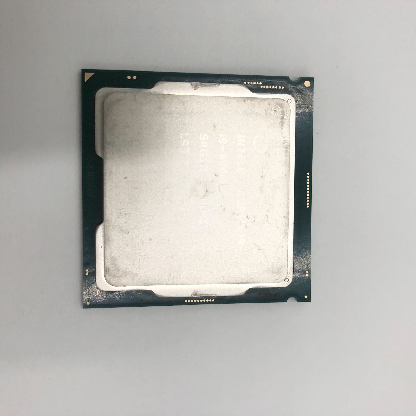 INTEL CPU Core i9-9900KS | 8コア | 16 MiB キャッシュ | LGA 1151-v2 | BX80684I99900KS BOX 日本正規流通商品