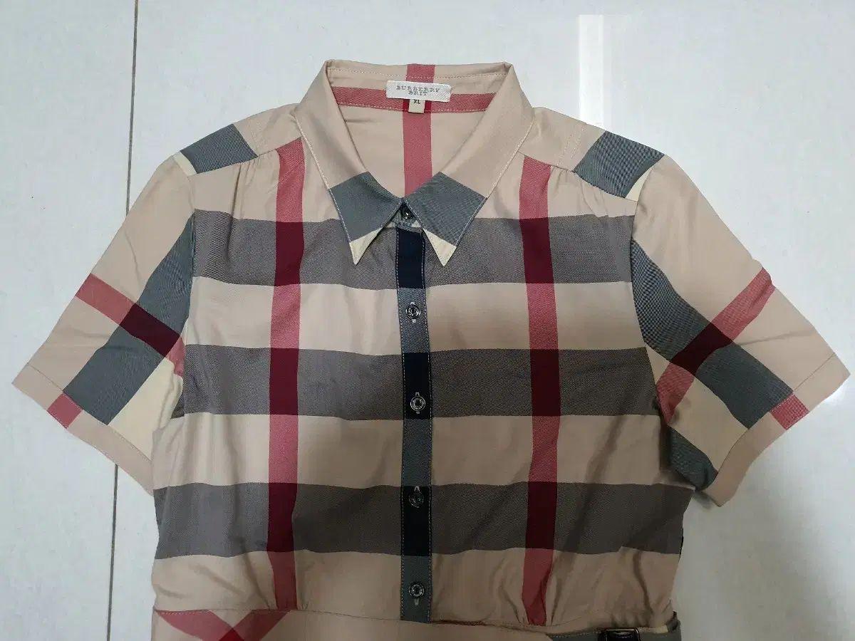 BURBERRY