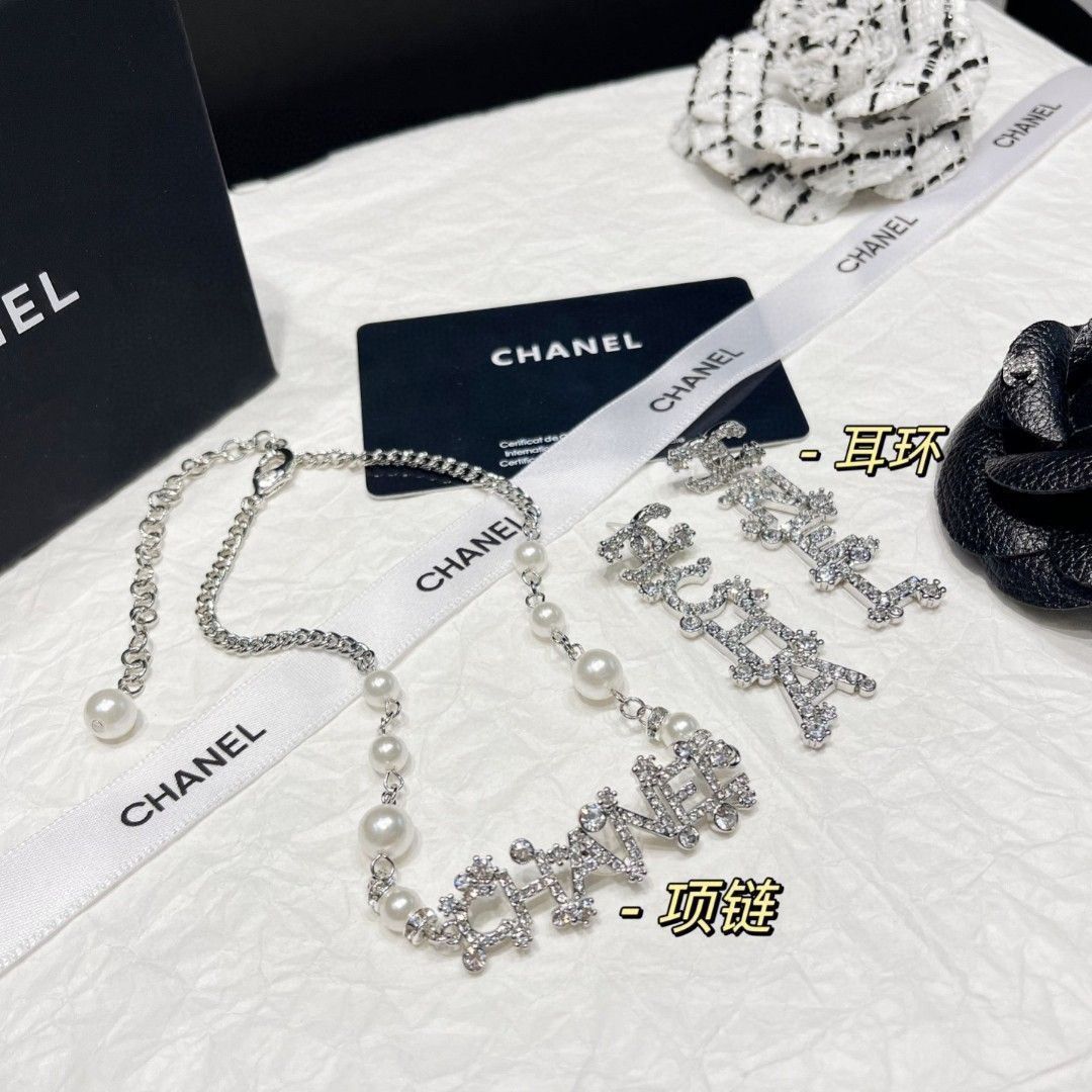 CHANEL アルファベットチャーム ネックレス ヴィンテージ 今日