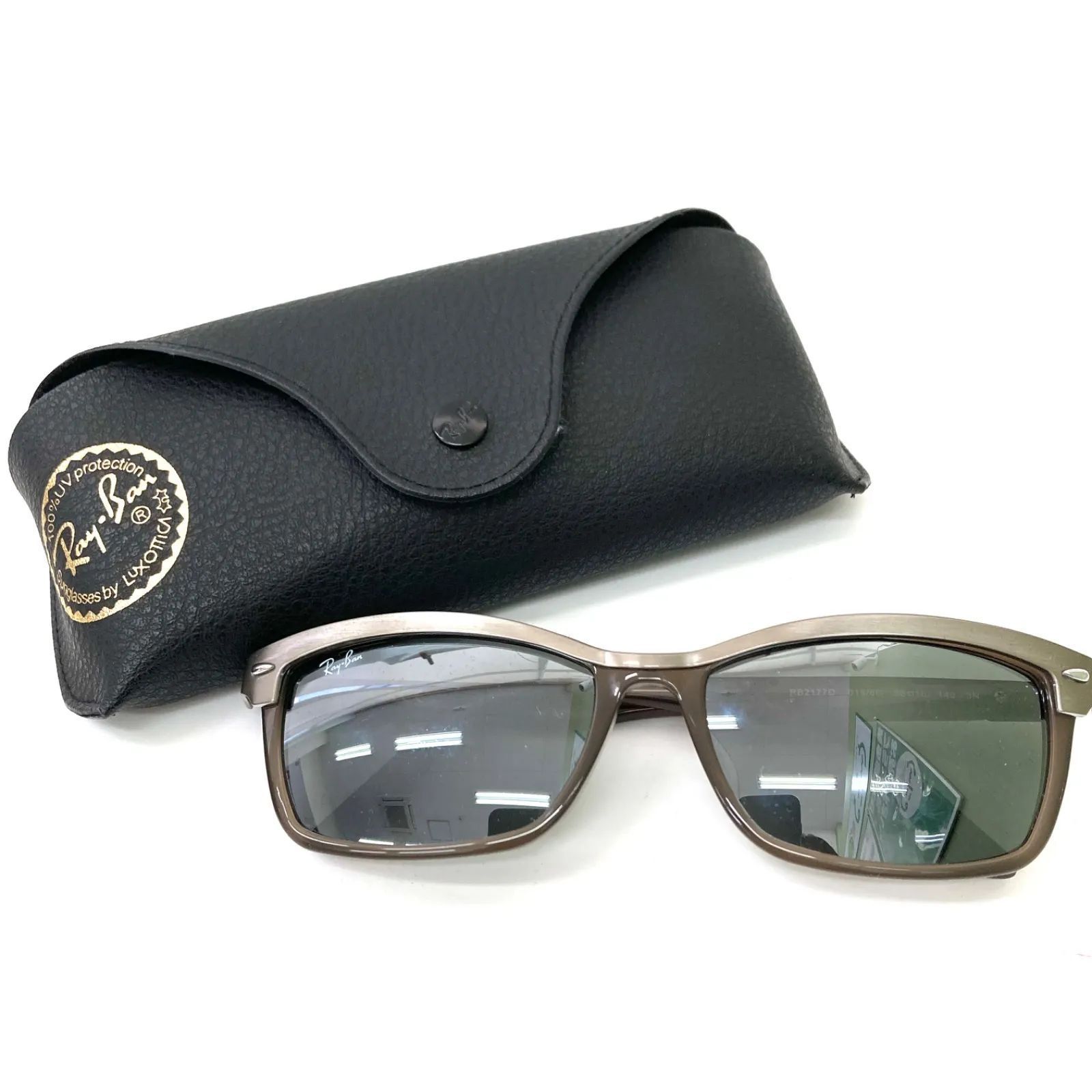 Ray-Ban】レイバン サングラス ウェリントン ケース付き グレー