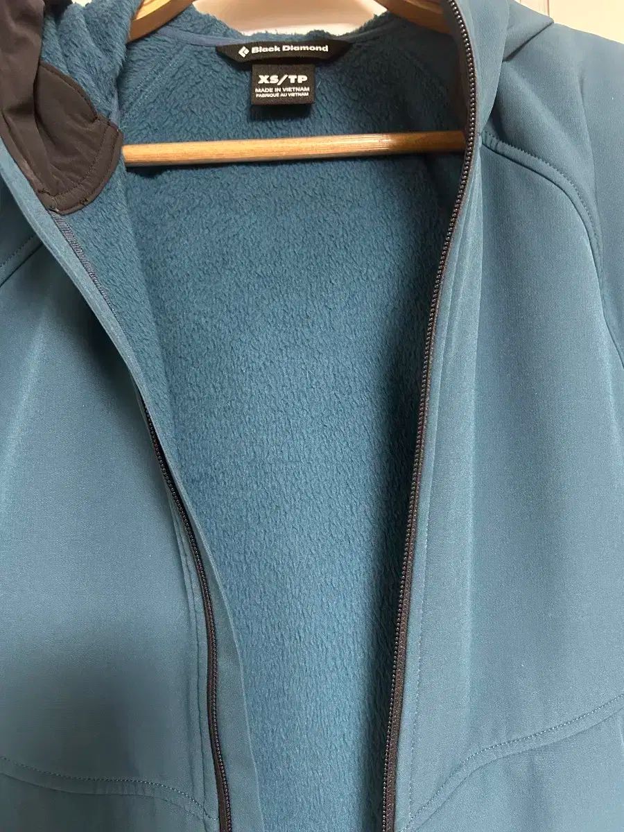 2965 外国切手 ウズベキスタン 1999年 馬 小型シート 2965 外国切手 ウズベキスタン 1999年 馬 小型シート